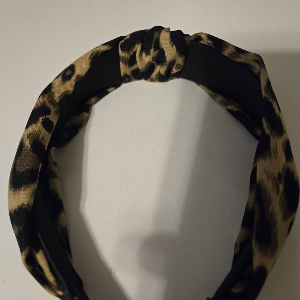 Tan Leopard print Headband